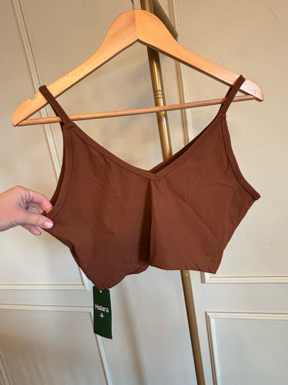 Halara Brown Ribbed Cropped Tank Top Stretchy MSRP $35 LG NWT